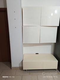 Pensili + cassettone di parete attrezzata