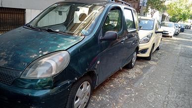 Toyota yaris verso