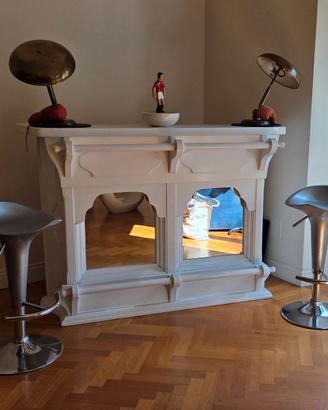 Mobile bar vintage con specchio e contenitore