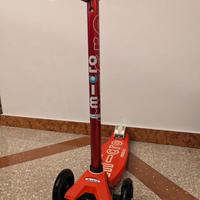 Monopattino Maxi Micro Deluxe rosso