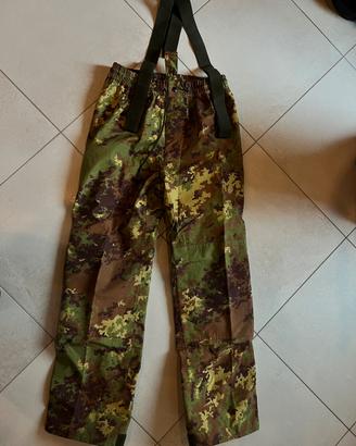 Pantaloni impermeabili  goretex mimetici taglia 54