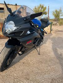 Suzuki gsx-r 750