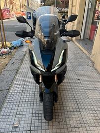 Honda ADV 350 anno 2024