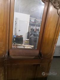 attaccapanni con sedie 