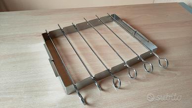 Grigia per barbecue in acciaio con 6 spiedini