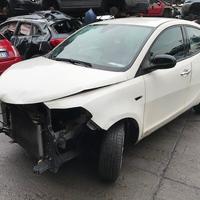 Lancia y 2014