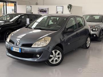 Renault Clio 1.2 16V 5 porte Luxe
