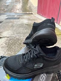 Sneaker uomo tg 42 nere Skechers sport