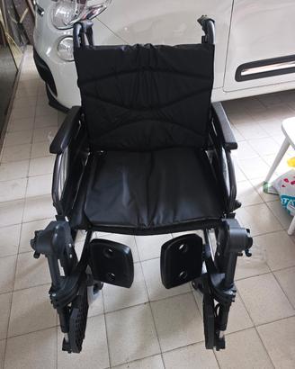 Sedia a rotelle reclinabile nuova
