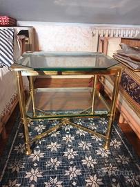tavolo lato divano in ottone .