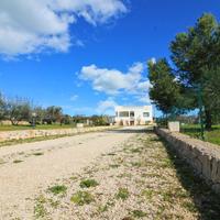 VILLA SINGOLA A OSTUNI