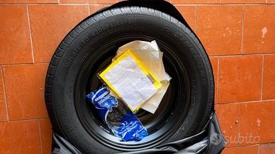Ruotino di scorta per SUV