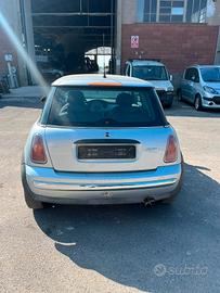 MINI COOPER / ONE RICAMBI USATI GARANTITI