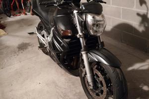 Suzuki GSR 600 - 2006