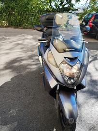 Honda Silver Wing 400 - 1996