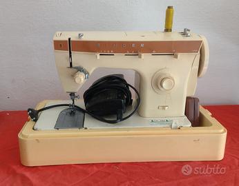 Macchina da cucire singer