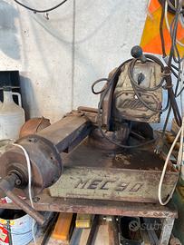 Troncatrice ferro datata