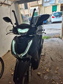 Scooter HONDA SH 150i