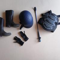 Attrezzatura completa per equitazione