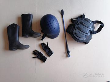 Attrezzatura completa per equitazione