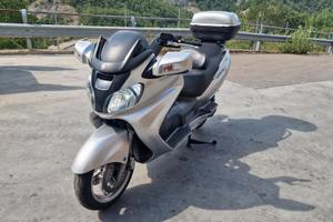 Suzuki Burgman 650