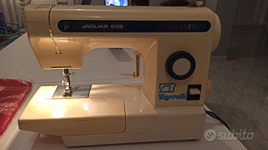 Macchina da cucire Jaguar 536