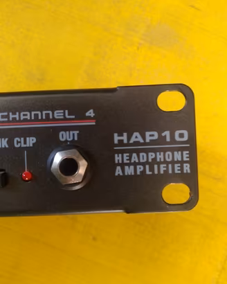 Amplificatore per 4 cuffie Proel Hap10