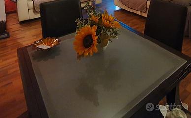 Tavolo in legno e vetro color wenge