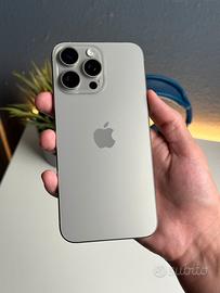 iPhone 16 Pro 256GB Titanio Naturale