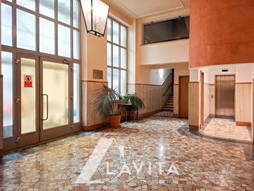 Quadrilocale con balcone e garage a Bolzano