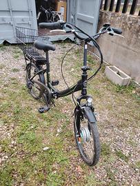 bicicletta elettrica pieghevole