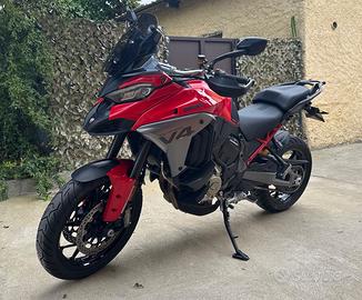 Ducati multistrada V4 my 25 “full akrapovic”