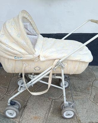 Carrozzina PEG PEREGO vintage per bambini