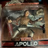 Tre action figure della serie Battlestar Galactica