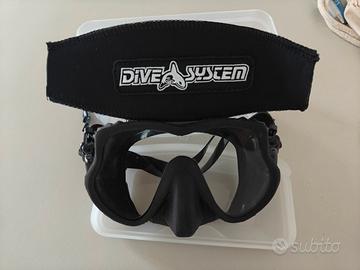 maschera/pinne per subacquea