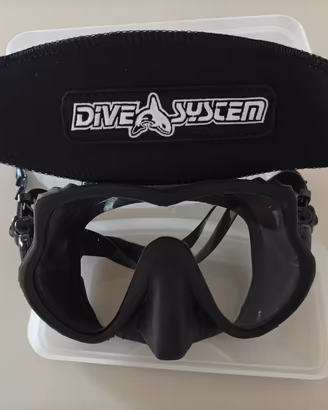 maschera/pinne per subacquea