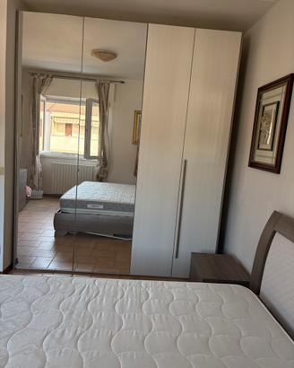 Vendi camera da letto