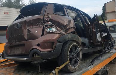 mini Countryman incidentata ma non sinistrata