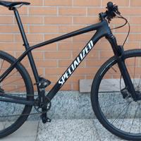 MTB "SPECIALIZED EPIC" in carbonio: