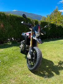 Aprilia Dorsoduro 750 Factory