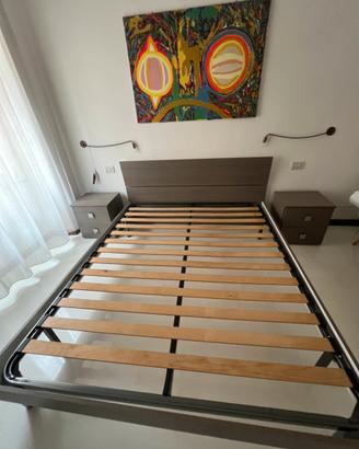 Set camera da letto moderno