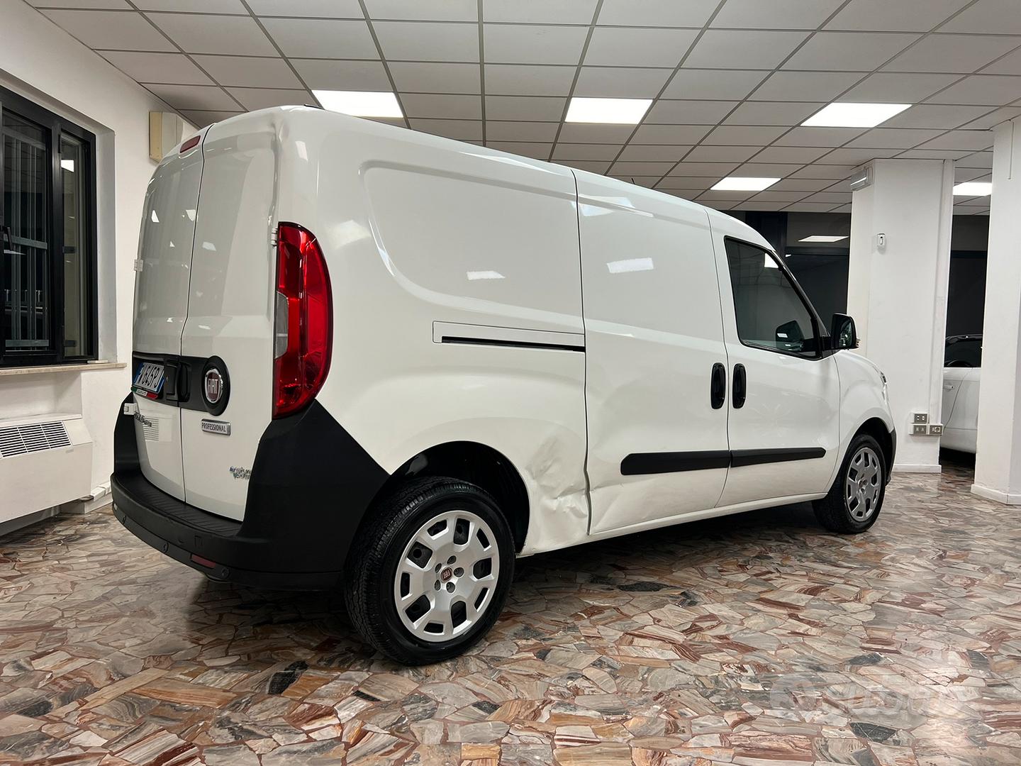 FIAT Doblò (Cargo, Cargo Maxi, Tetto Alto) 1.4 T-Jet Natural Power, 3°  serie - Federmetano