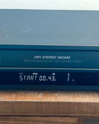 LETTORE VHS THOMPSON  VPH 6950