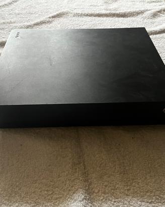 Xbox one X cavi inclusi