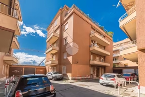 3 LOCALI A ROMA