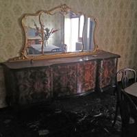 credenza stile chippendale