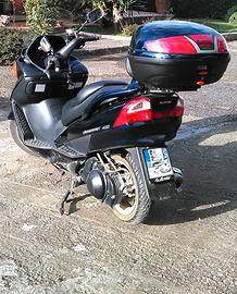 Suzuki Burgman 400