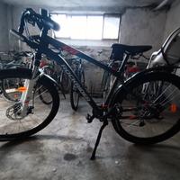 bicicletta MTB rockrider