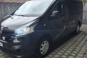 Renault trafic 9 posti