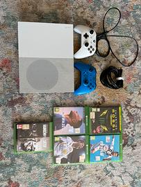 Xbox one s con 2 controllers e giochi